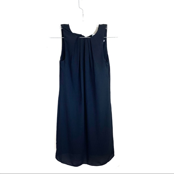 H&M Dresses & Skirts - 🍍3 for $25 H&M Black Midi Shift Dress